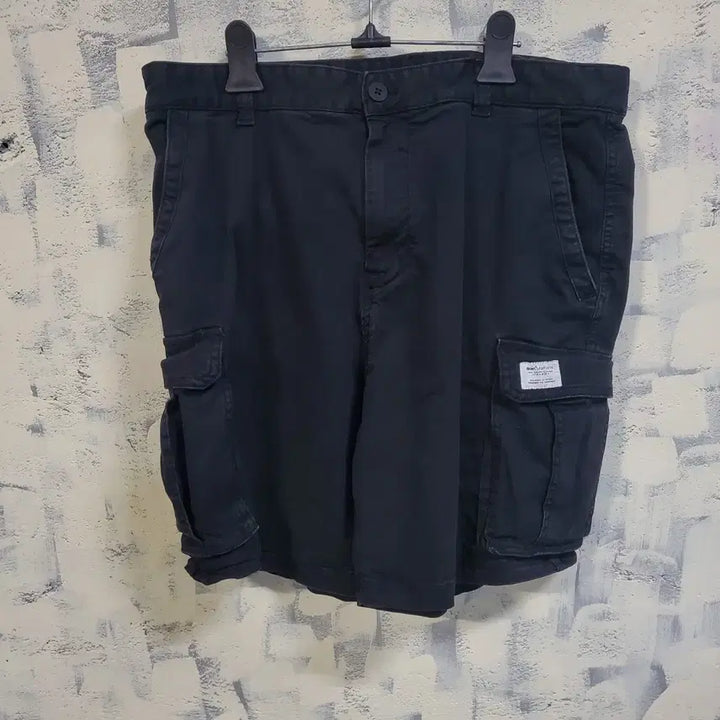 [BUNJANG] Zara Black Cargo Shorts Size 32 / 자라 블랙 카고 반바지 32
