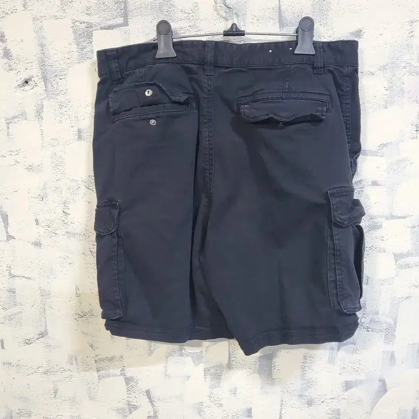 [BUNJANG] Zara Black Cargo Shorts Size 32 / 자라 블랙 카고 반바지 32