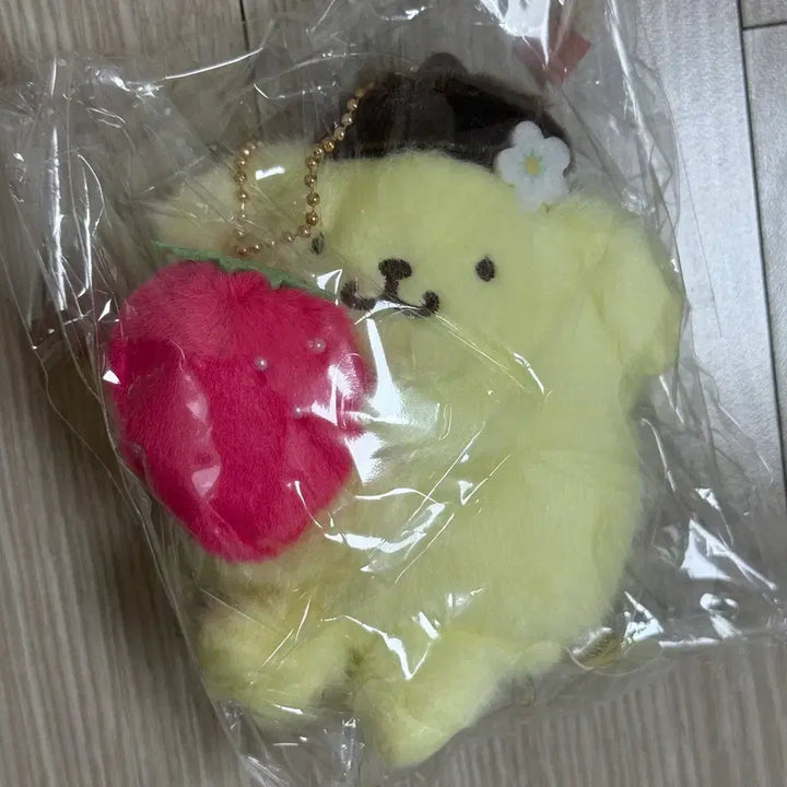 [BUNJANG] Pompompurin Ichigo Strawberry Series Muffin Bagel Scone Set / 폼폼푸린 이치고 딸기 시리즈 머핀 베이글 스콘