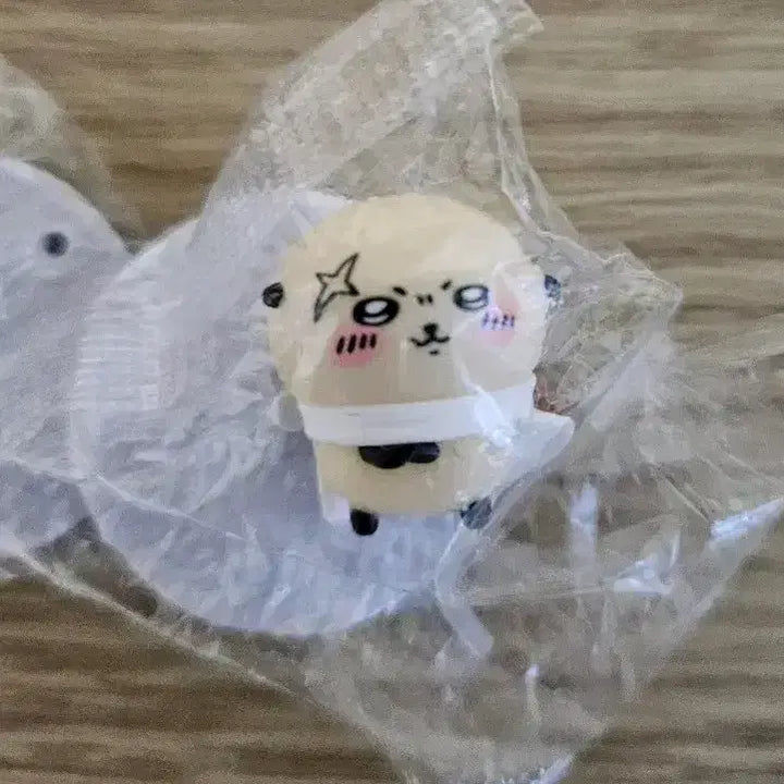 [BUNJANG] Chiikawa Choco Egg Rakko Figure / 치이카와 초코에그 랏코 피규어