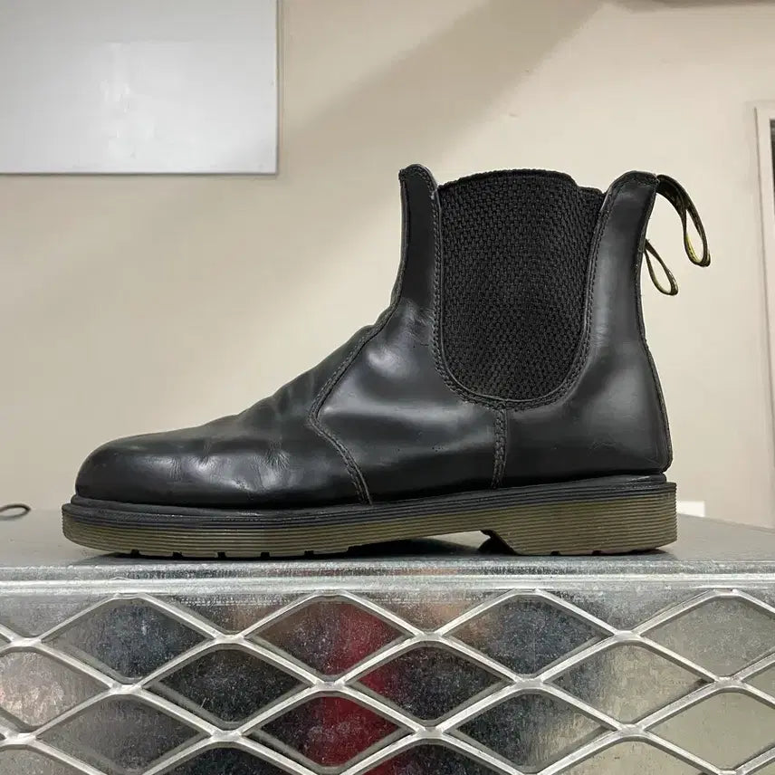 [BUNJANG] Dr. Martens 2976 Chelsea Boots UK 8 / 닥터마틴 2976 첼시부츠 uk8 (gr-4743)