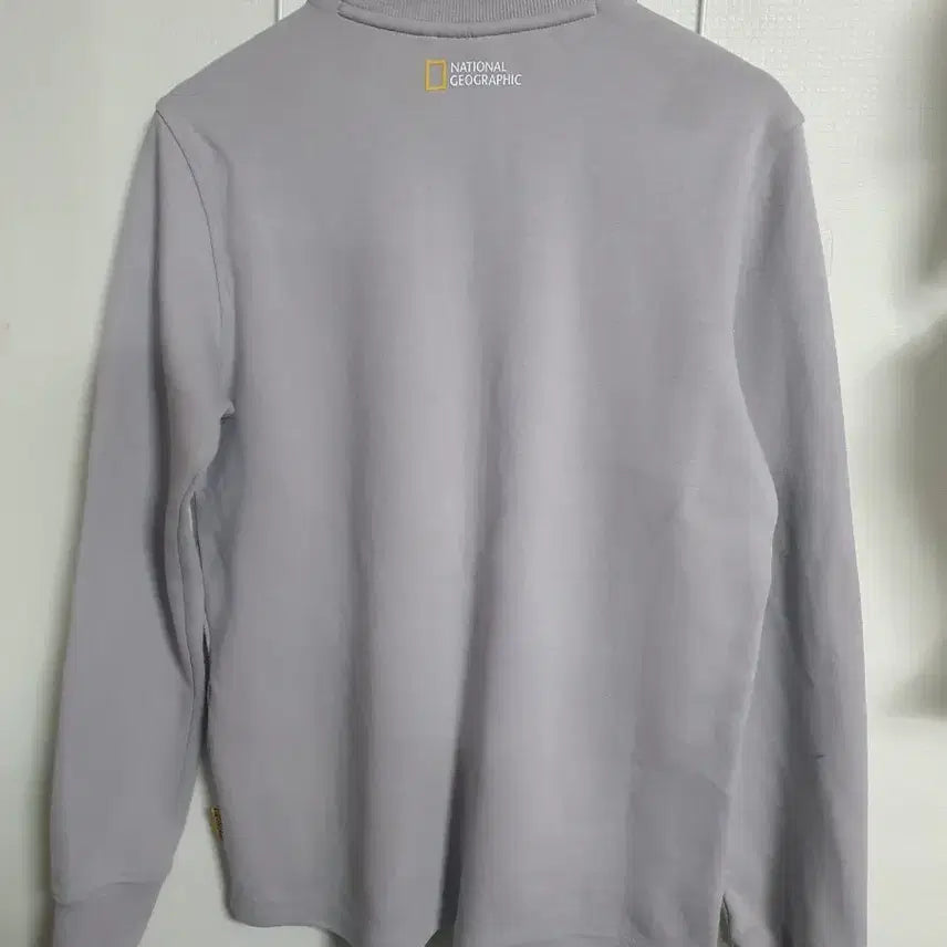 [BUNJANG] National Geographic Crewneck Sweatshirt Medium / 내셔널지오그래픽 맨투맨 95M