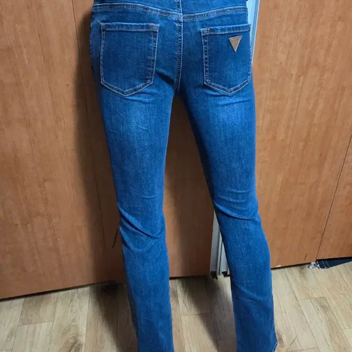 [BUNJANG] GUESS Ross Angelis Span Leather Patch Jeans - Size 29 / GUESS게스로스엔젤리스스판가죽패치청바지29입니다