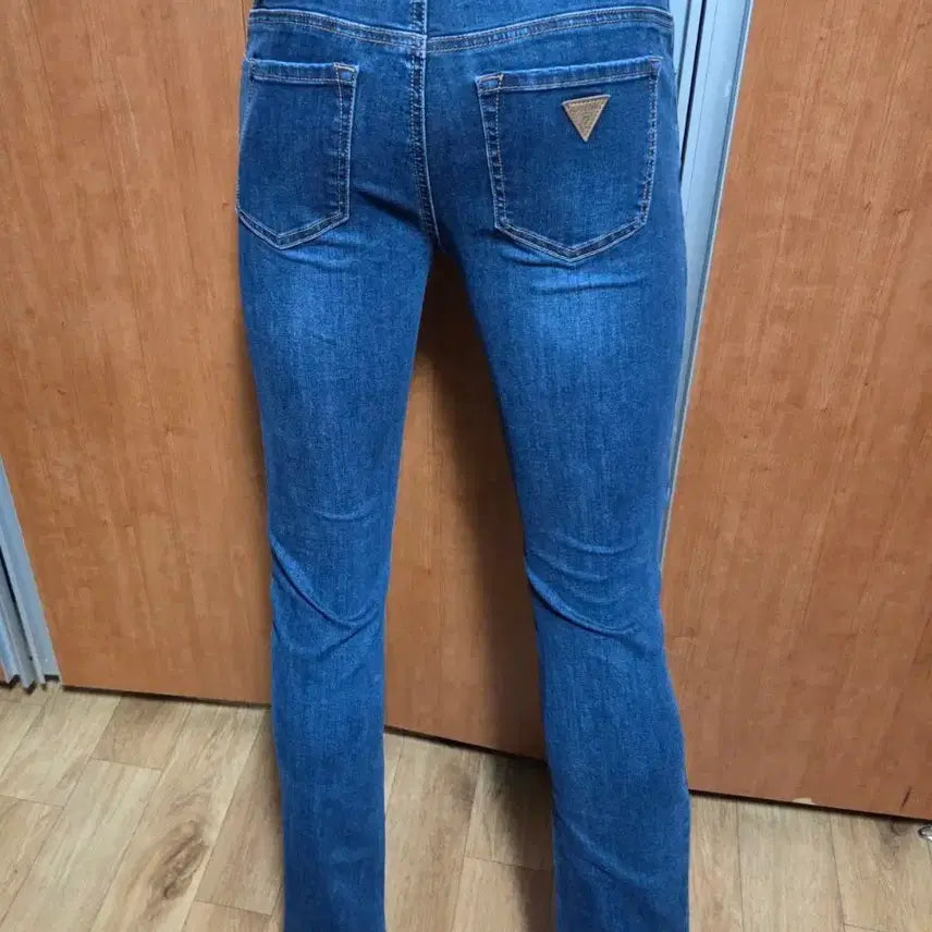 [BUNJANG] GUESS Ross Angelis Span Leather Patch Jeans - Size 29 / GUESS게스로스엔젤리스스판가죽패치청바지29입니다