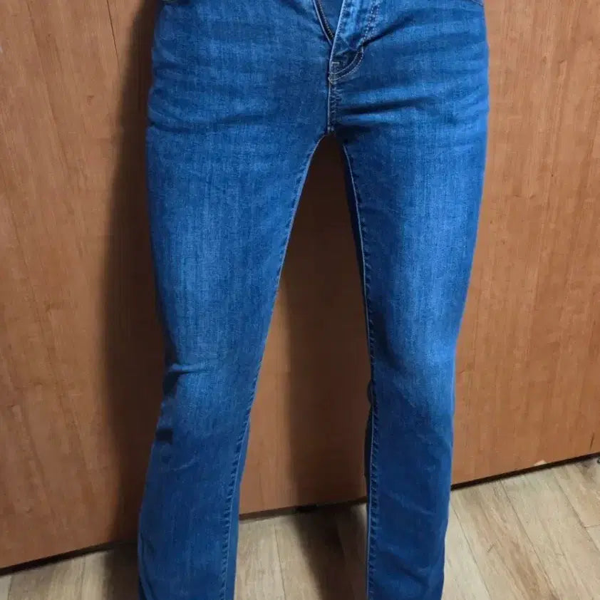 [BUNJANG] GUESS Ross Angelis Span Leather Patch Jeans - Size 29 / GUESS게스로스엔젤리스스판가죽패치청바지29입니다