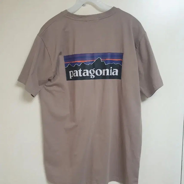 [BUNJANG] Patagonia Beige Short Sleeve T-Shirt L / [여성] 파타고니아 베이지 반팔티 L
