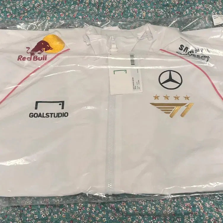 [BUNJANG] T1 24 Worlds 4 Star Jacket L Size Sealed / T1 24 월즈 4성 자켓 L사이즈 미개봉