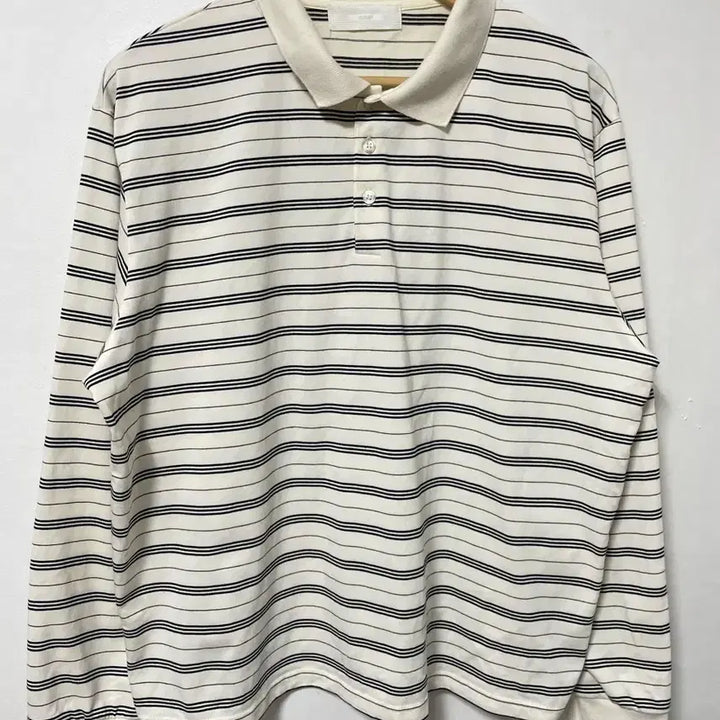[BUNJANG] minav Striped Spandex Loose Fit Long Sleeve Collared Shirt / 105 minav 스트라이프 스판 루즈핏 긴팔 카라티 정품