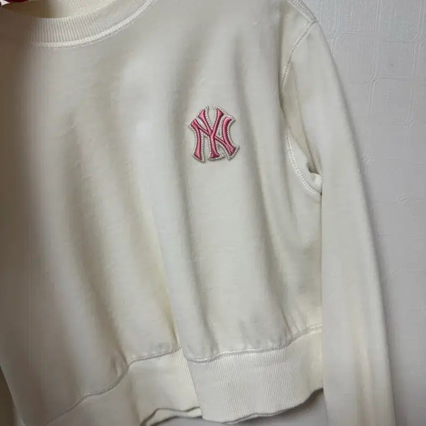 [BUNJANG] MLB New York Yankees Cropped Sweatshirt / mlb 엠엘비 크롭 맨투맨