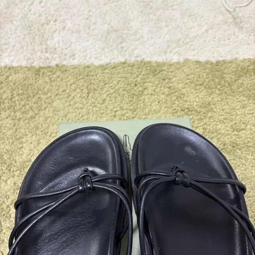 [BUNJANG] URBANIC30 Solene Slippers Size 37 / 얼바닉30 솔렌느 슬리퍼 37 사이즈