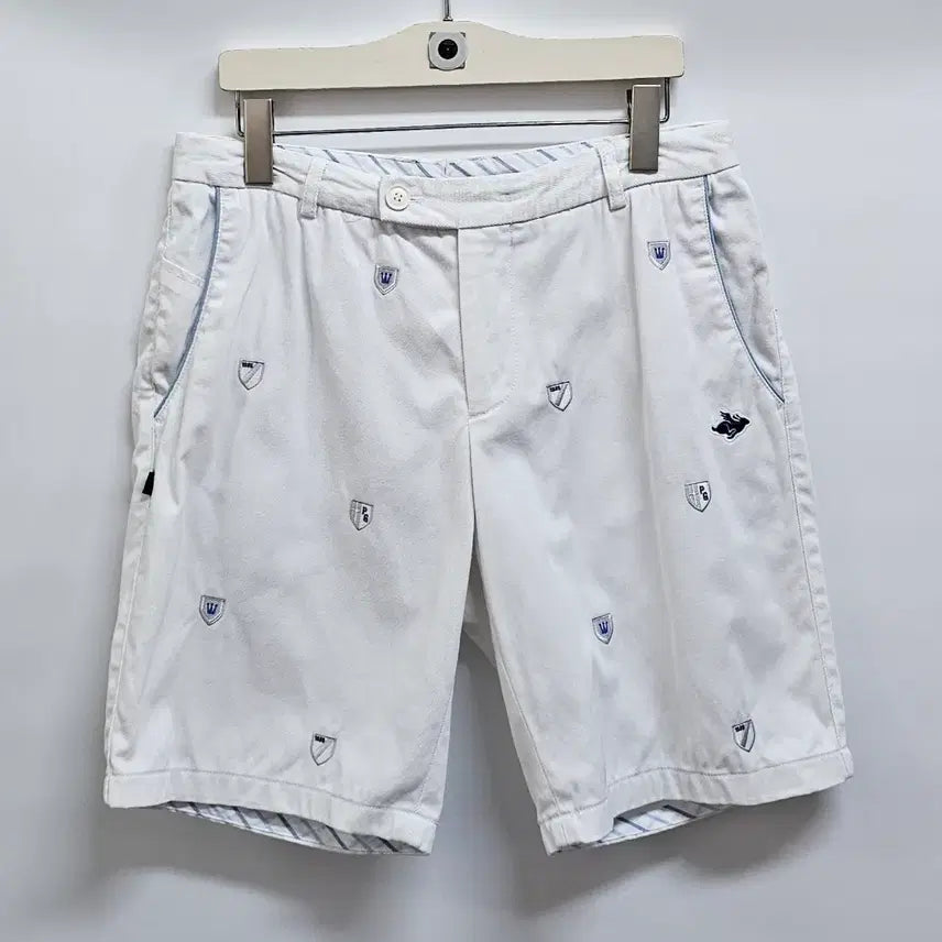 [BUNJANG] Paringates Golf White Embossed Shorts Size 4 / 파리게이츠 골프 화이트 엠보 반바지 4