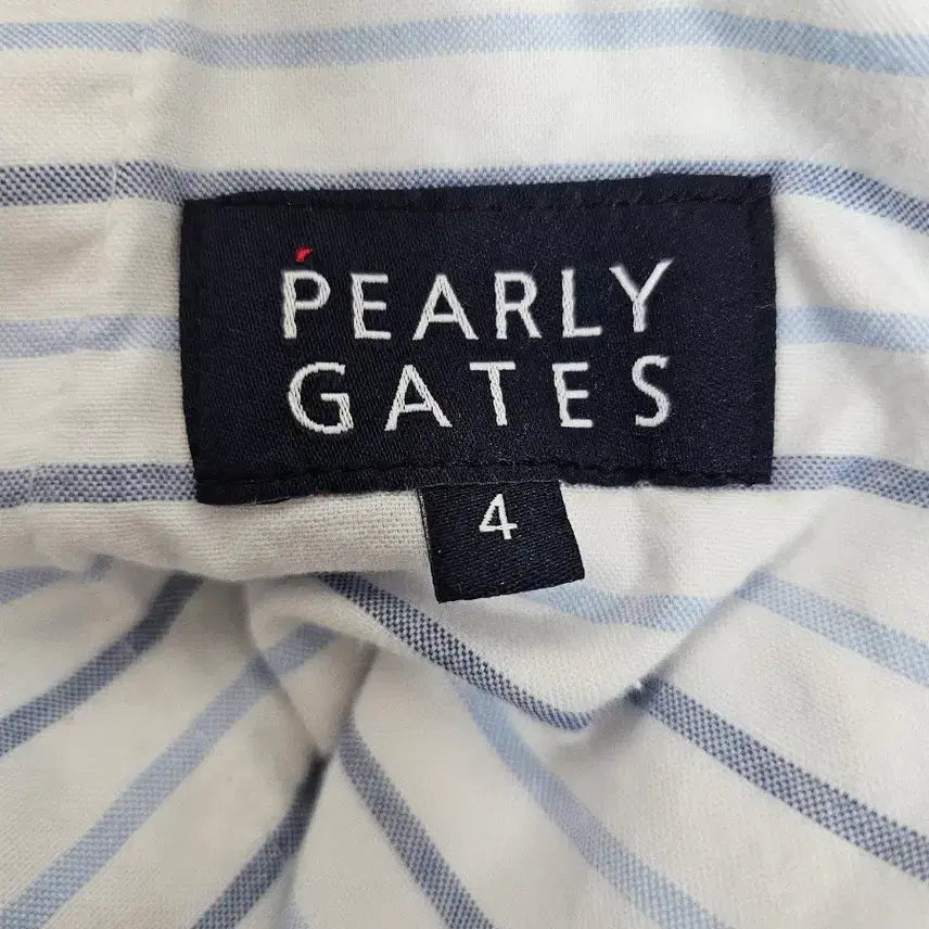 [BUNJANG] Paringates Golf White Embossed Shorts Size 4 / 파리게이츠 골프 화이트 엠보 반바지 4