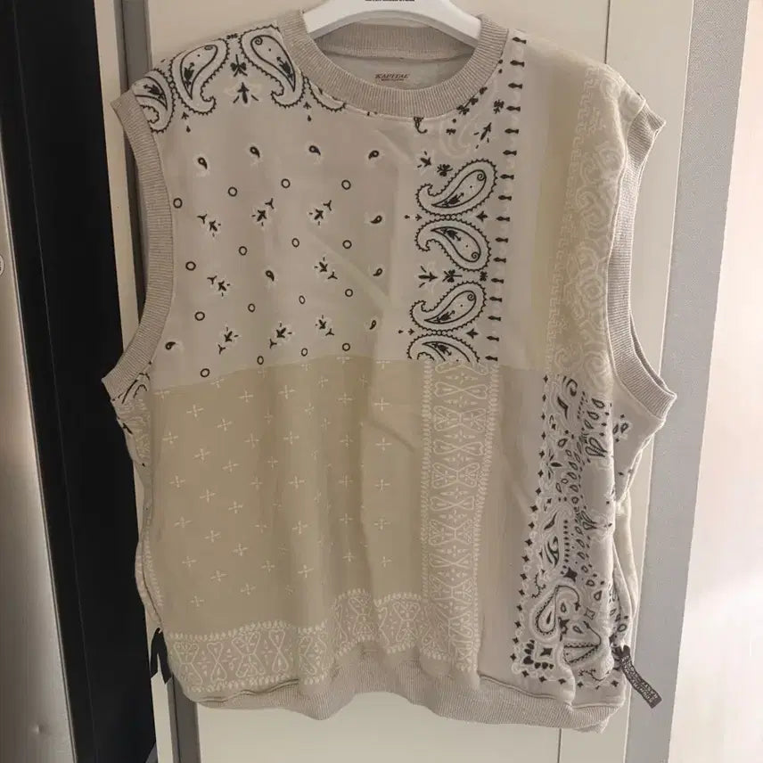 [BUNJANG] Kapital Paisley Sleeveless T-Shirt / 캐피탈 페이즐리 나시티