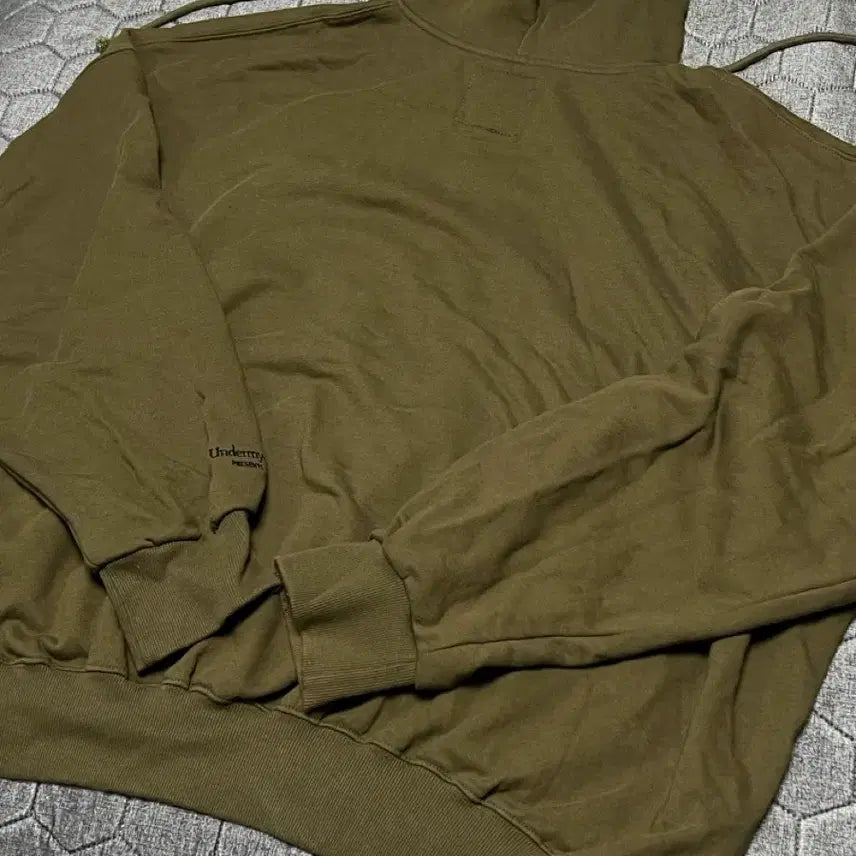 [BUNJANG] Under My Car Lizard Hoodie Size 1 / 언더마이카 리자드 후드티 1사이즈