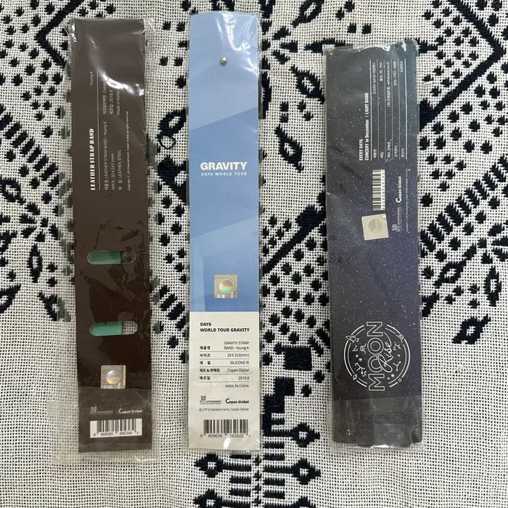 [BUNJANG] DAY6 Young K Watch Strap Bundle (ymmd, Gravity, Edacious) / 데이식스 워치 스트랩 일괄 영케이 에데식 ymmd 그래비티 마데워치