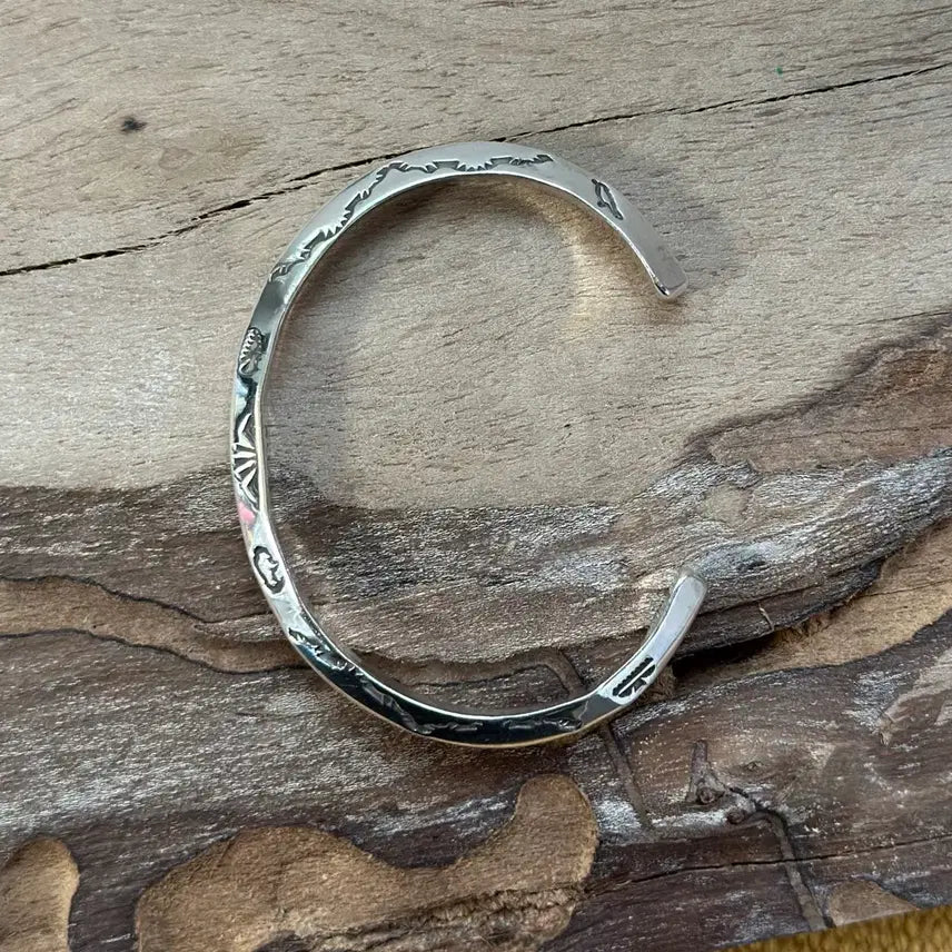 [BUNJANG] Navajo Guy Hoskie Sterling Silver Stamp Work Cuff Bracelet / 네이티브아메리칸 인디언주얼리 나바호 Guy hoskie 심볼 커프