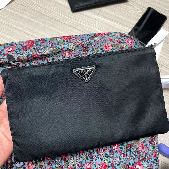 [BUNJANG] Prada Strap Pouch/Clutch (1NH545) / 프라다스트랩파우치/클러치 (1NH545)