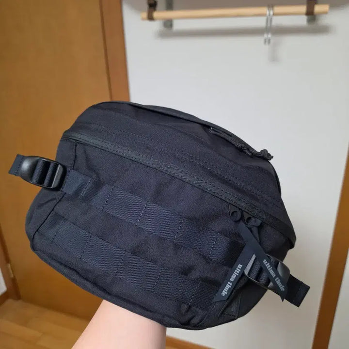 [BUNJANG] Freewheelers Ultima Thule Half Dome Fanny Pack Black / 프리휠러스 울티마툴레 하프돔 패니팩 블랙