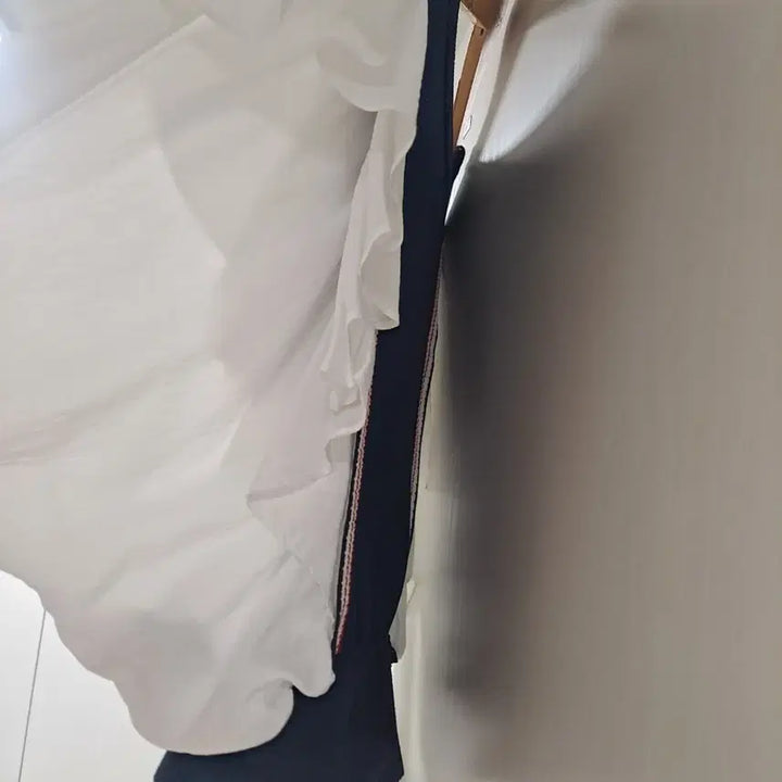 [BUNJANG] EGST Frill Layered Knit / EGST 프릴 레이어드 니트