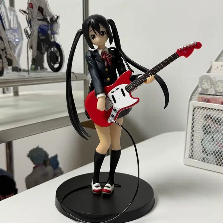 [BUNJANG] K-ON! Azusa Nakano SQ Figure / 케이온 아즈사 기타 피규어 sq피규어 고전 미소녀 피규어