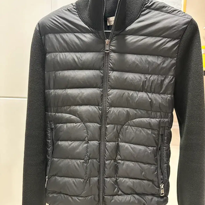[BUNJANG] Moncler Knit Padded Jacket / 몽클레어 니트 패딩
