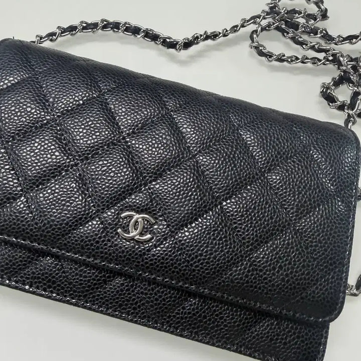 [BUNJANG] Chanel Caviar Black Chain Wallet on Chain (WOC) / 샤넬 캐비어 블랙 체인 지갑 WOC