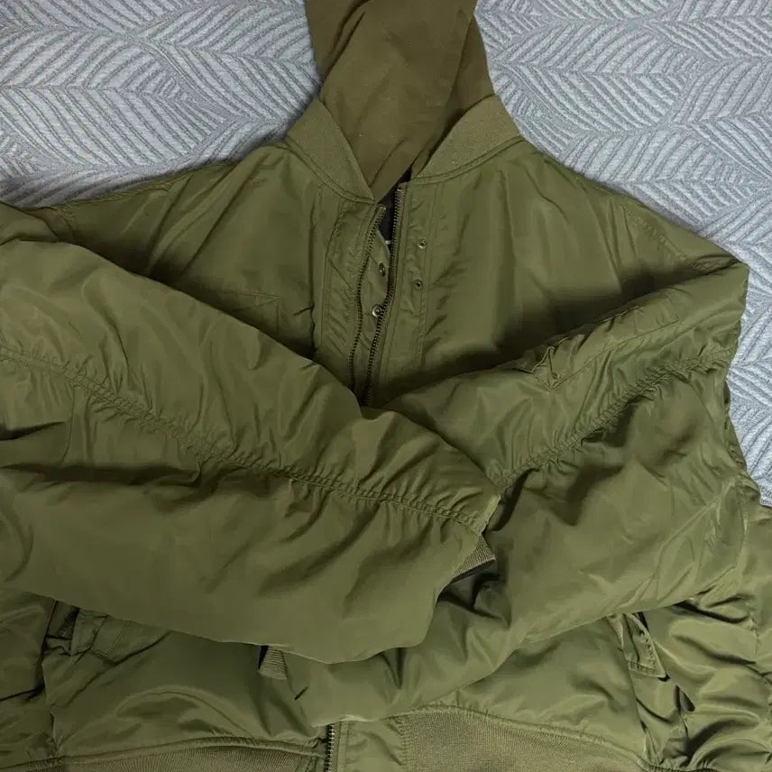 [BUNJANG] Kamien Dual Hoodie MA-1 Bomber Jacket / (급처) 카미엔 듀얼 후드 마원 MA-1 봄버