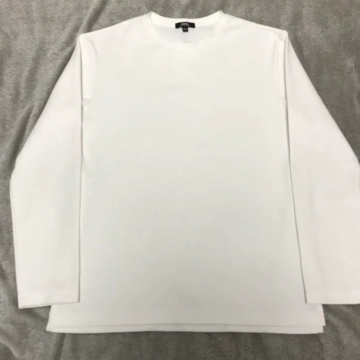 [BUNJANG] Spao Milano Long Sleeve T-Shirt (Size M) / [새제품] 스파오 밀라노 긴팔 티셔츠 M사이즈