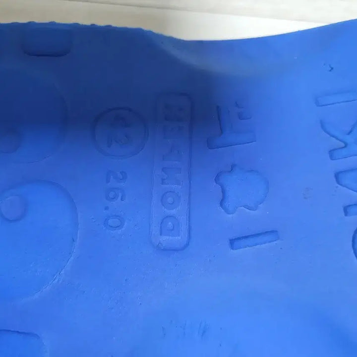 [BUNJANG] DonQuixote Donpen Slippers / 돈키호테 돈펭 슬리퍼