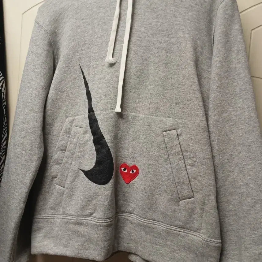 [BUNJANG] Comme des Garçons Play x Nike Collaboration Hoodie / 정품꼼데가르송정품 플레이와 나이키의 특별한 콜라보 후드티예요한정판