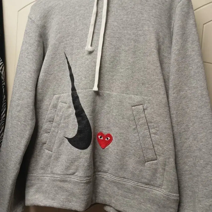 [BUNJANG] Comme des Garçons Play x Nike Collaboration Hoodie / 정품꼼데가르송정품 플레이와 나이키의 특별한 콜라보 후드티예요한정판