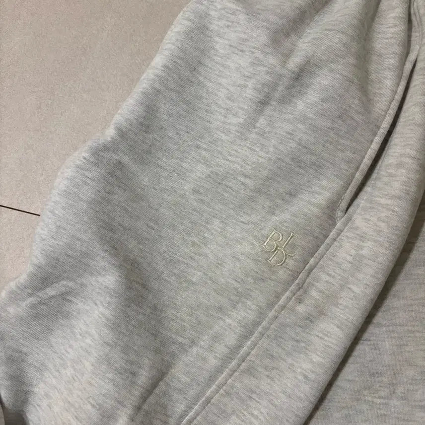 [BUNJANG] Baideli Logo Melange Grey Training Two-Way String Jogger Pants / 베이델리 로고 멜란지 그레이 트레이닝 투웨이 스트링 조거팬츠