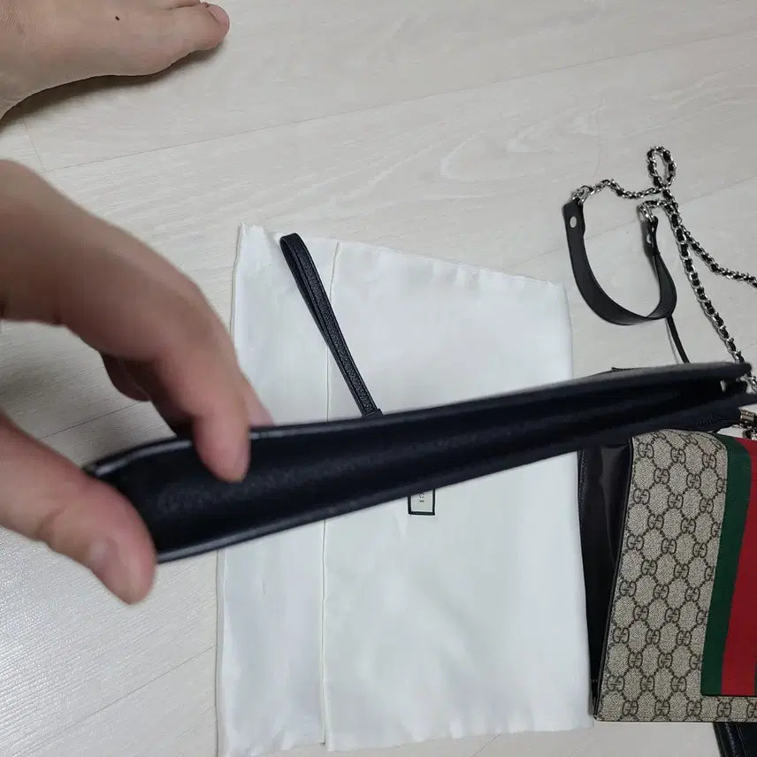 [BUNJANG] Gucci Black Leather GG Clutch Bag / 구찌 블랙 레더 GG 클러치 백