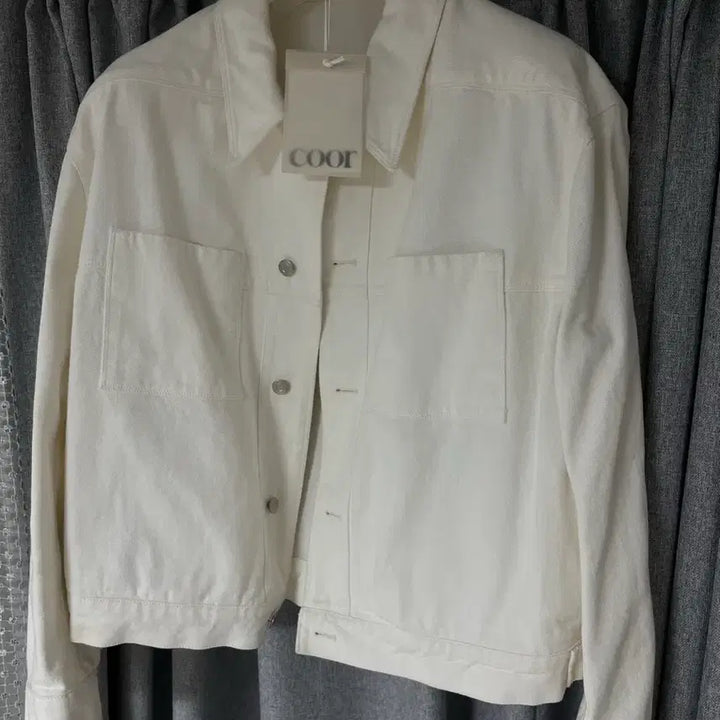 [BUNJANG] COOR Double Pocket Trucker Jacket Cream M / COOR 쿠어 더블 포켓 트러커 자켓 (크림) m사이즈