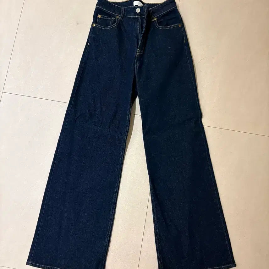 [BUNJANG] H&amp;M Dark Blue Raw Denim Semi-Wide Straight Long Jeans / H&amp;M 다크 블루 생지 세미 와이드 일자 롱 데님
