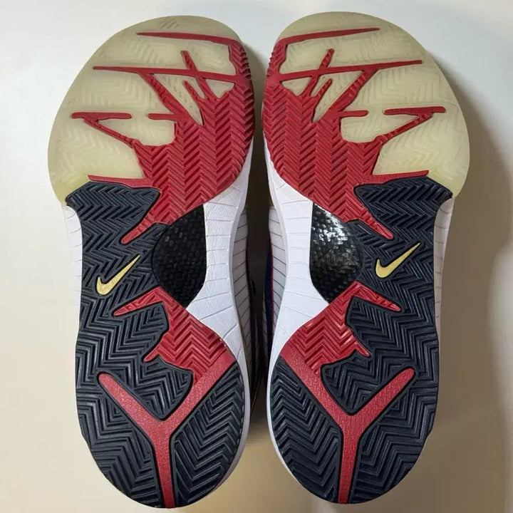 [BUNJANG] Nike Kobe 4 Protro Metallic Gold &amp; Dark Obsidian Size 300 / (300) 나이키 코비 4 프로트로 골드메달