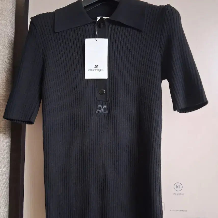[BUNJANG] Courreges Button Front Short Sleeve Polo Shirt / COURREGES꾸레쥬 버튼 프런트 반소매 폴로셔츠