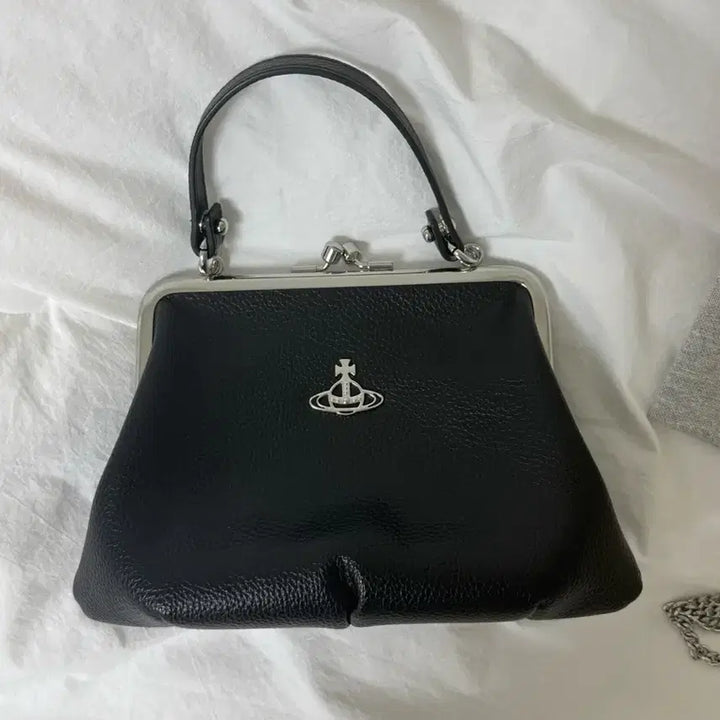 [BUNJANG] Vivienne Westwood Granny Frame Purse Crossbody Bag / 비비안웨스트우드 가방