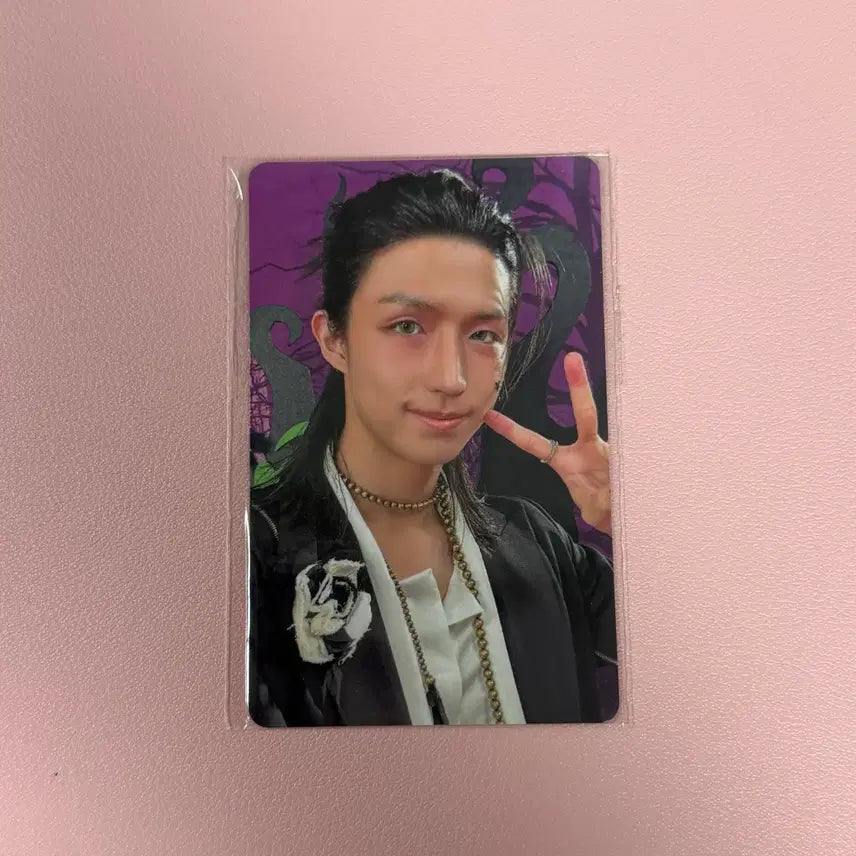 [BUNJANG] Xdinary Heroes XH Fanmeeting MD Junhan Lucky Draw Photocard / 엑스디너리히어로즈 엑디즈 팬미팅 엠디 4만원 특전 포카 준한 셀카