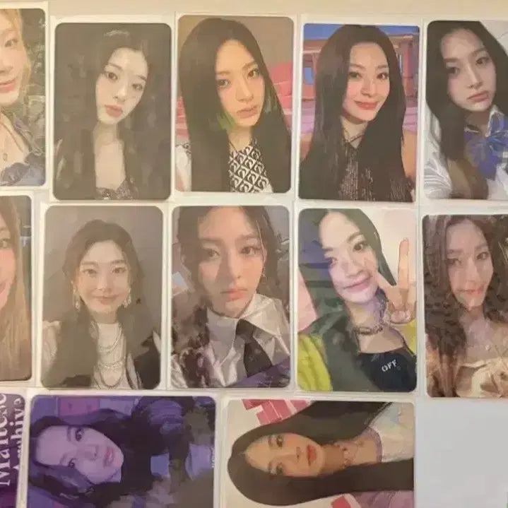 [BUNJANG] STAYC Photocard Bundle Set 39 Photocards (Soomin, Seeun, Yoon, Sieun) / (급처 일괄 최저가) 스테이씨 포토카드 39장 : 수민 세은 윤 시은