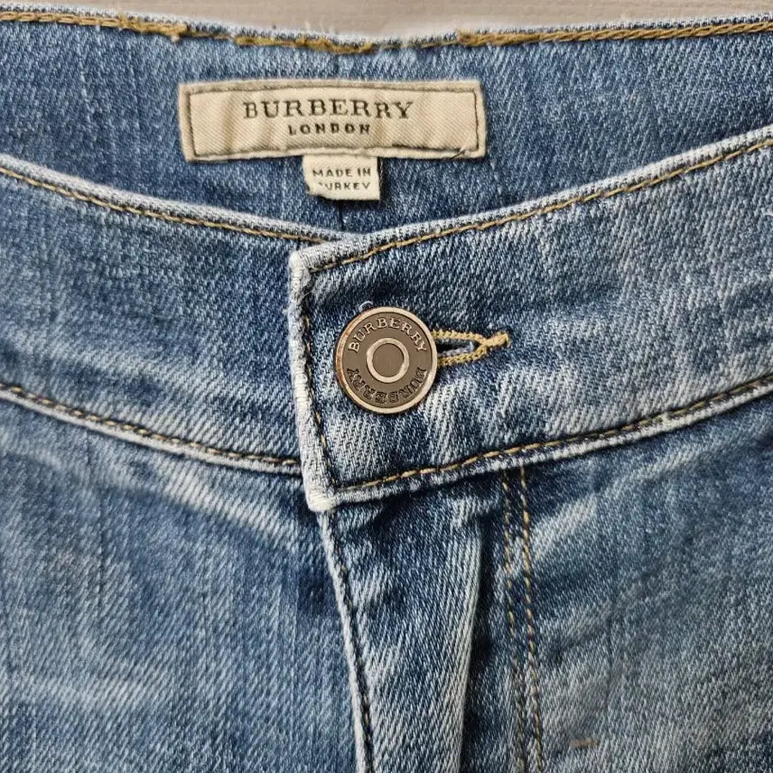 [BUNJANG] Burberry Authentic Denim Jeans / 버버리 정품 데님청바지