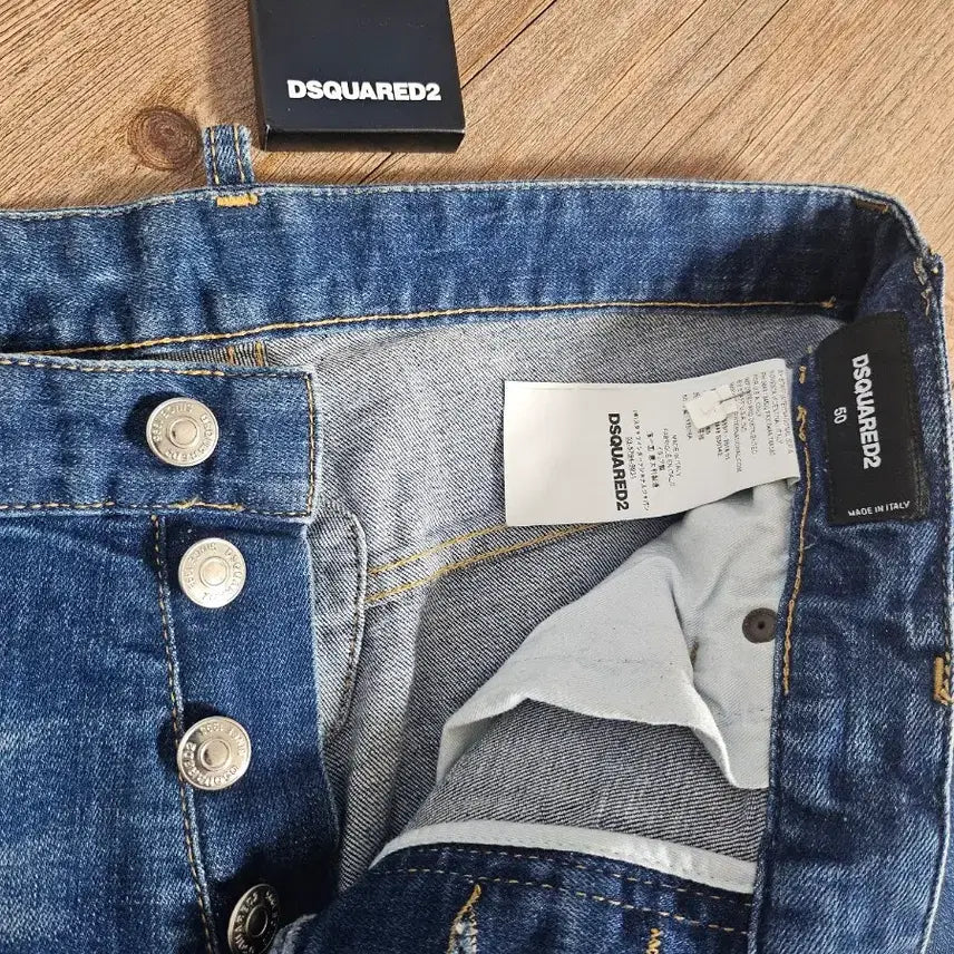 [SOLD OUT] Dsquared2 디스퀘어드 데미지 워싱 청바지  50