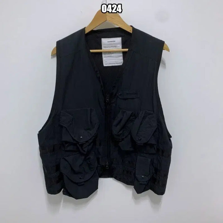 [BUNJANG] Massnoun Mosaic Pocket Vest / M 매스노운 모자이크 포켓 베스트