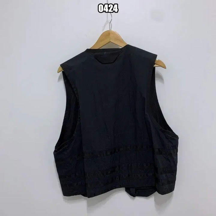 [BUNJANG] Massnoun Mosaic Pocket Vest / M 매스노운 모자이크 포켓 베스트