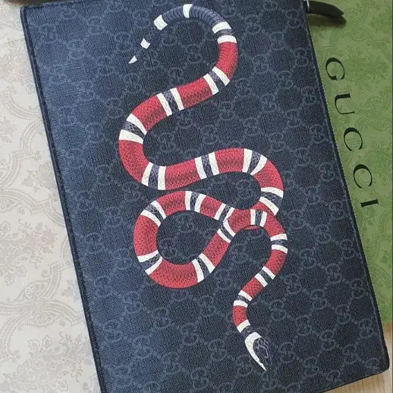[BUNJANG] Gucci Snake Clutch Bag Black / 구찌 스네이크 클러치/클러치백 정품A급(감정O)