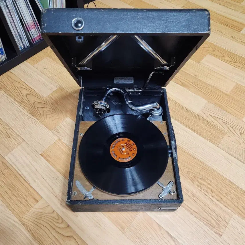 [BUNJANG] Japanese Columbia No.207 Gramophone Record Player Antique Phonograph Turntable / 일제 콜롬비아 No.207 축음기 레코드판 골동품 유성기 턴테이블