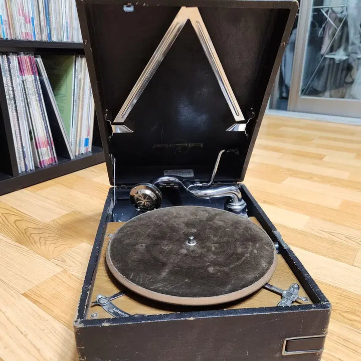 [BUNJANG] Japanese Columbia No.207 Gramophone Record Player Antique Phonograph Turntable / 일제 콜롬비아 No.207 축음기 레코드판 골동품 유성기 턴테이블