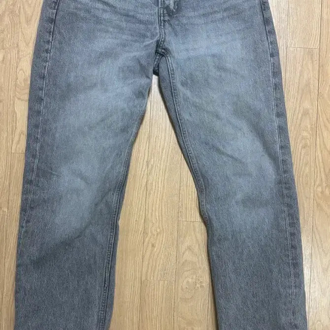 [BUNJANG] Zara Regular Fit Jeans (Size 31) - Grey / 자라 레귤러진  그레이색상(31)