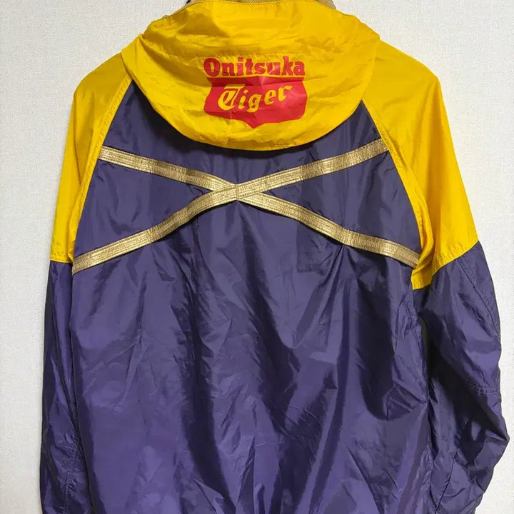 [BUNJANG] Onitsuka Tiger Windbreaker Jacket / 오나츠카 타이거 바람막이 점퍼
