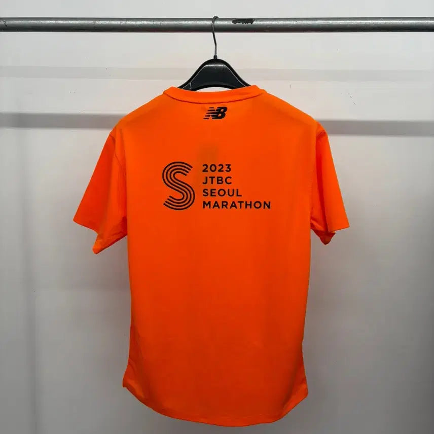 [BUNJANG] JTBC 2023 Seoul Marathon Commemorative T-Shirt / (새제품,95) JTBC 2023 서울 마라톤 기념 반팔 티셔츠